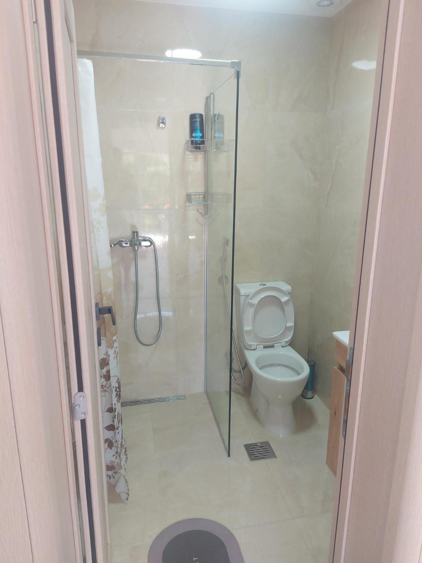 Rooms Lida & Friendly Home Плав Екстериор снимка