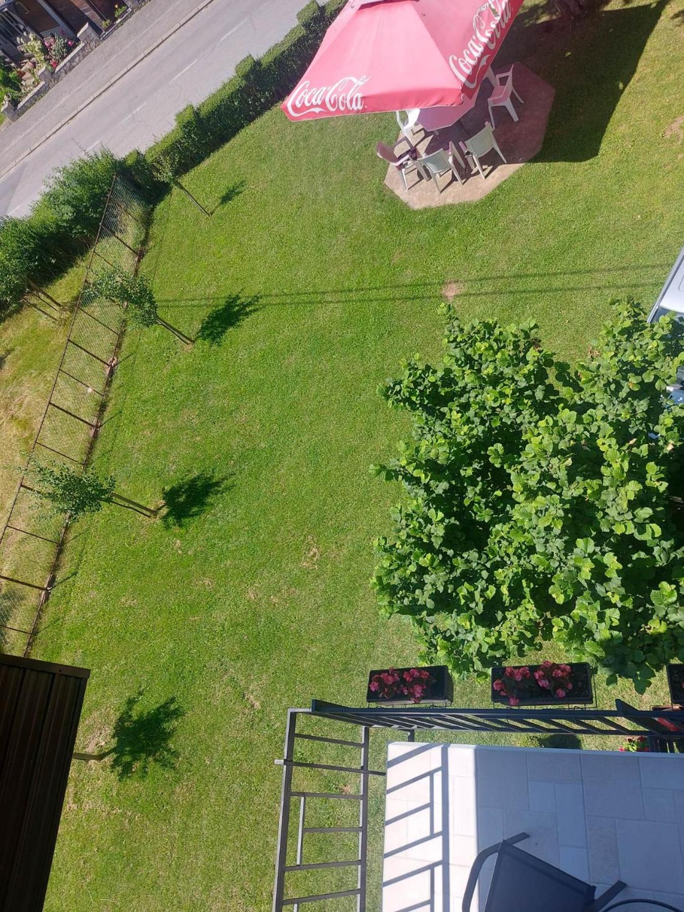 Rooms Lida & Friendly Home Плав Екстериор снимка
