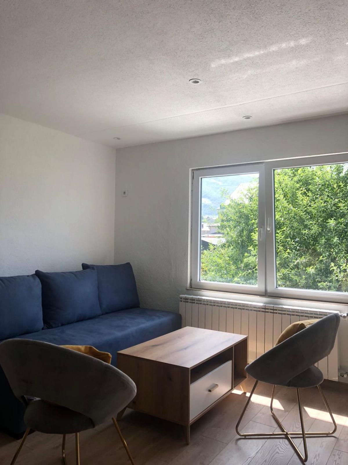 Rooms Lida & Friendly Home Плав Екстериор снимка