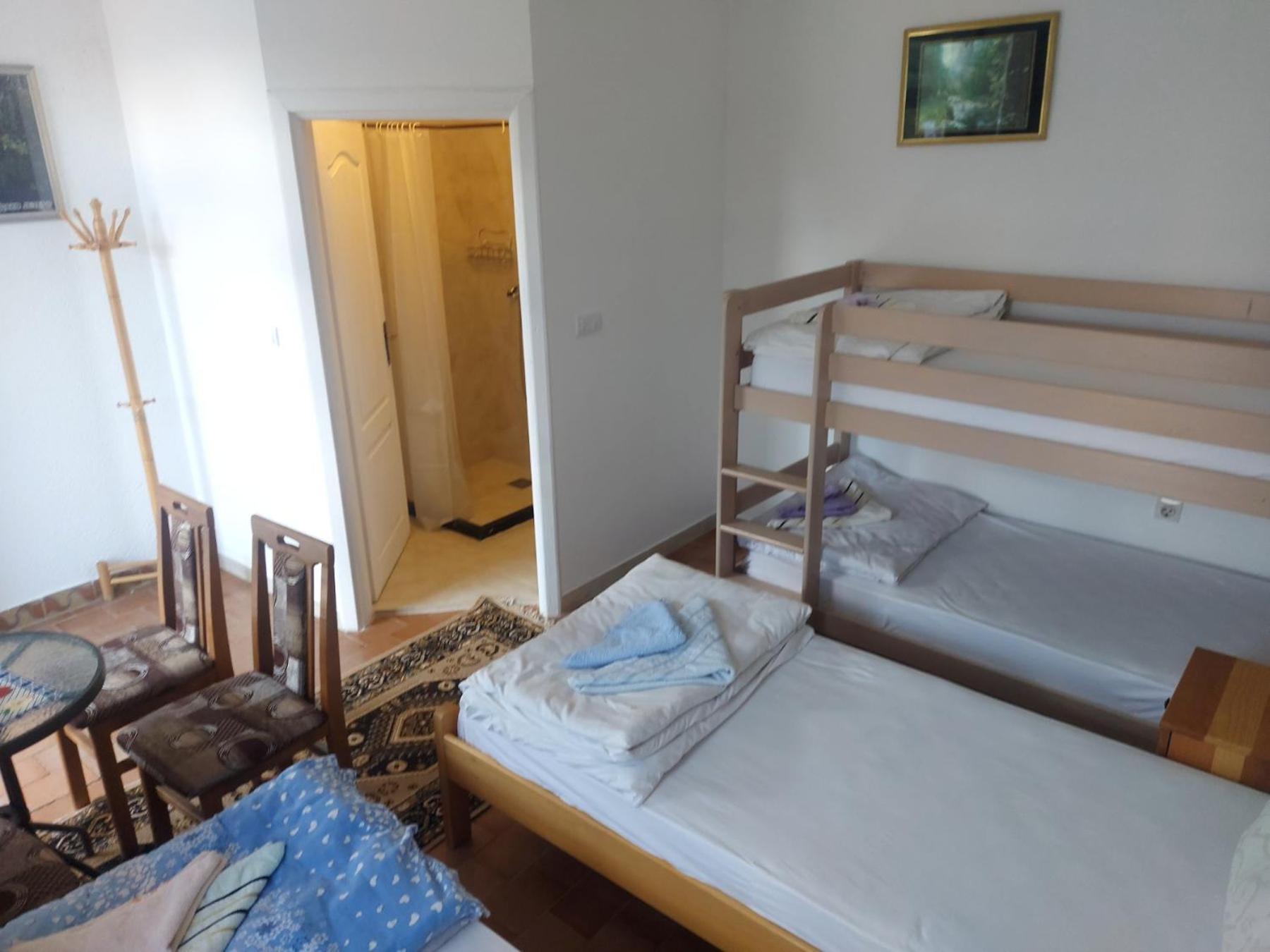 Rooms Lida & Friendly Home Плав Екстериор снимка