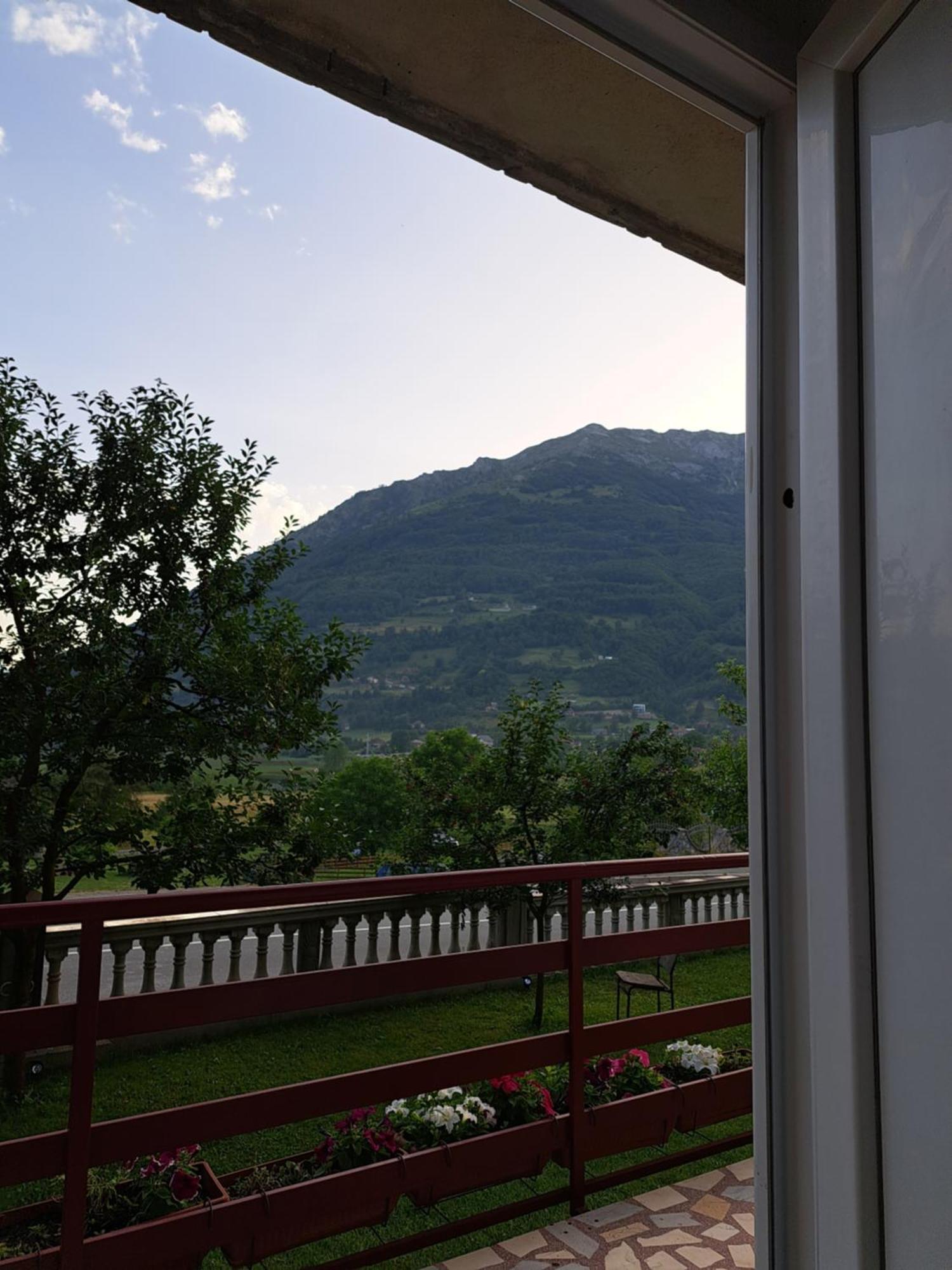 Rooms Lida & Friendly Home Плав Екстериор снимка